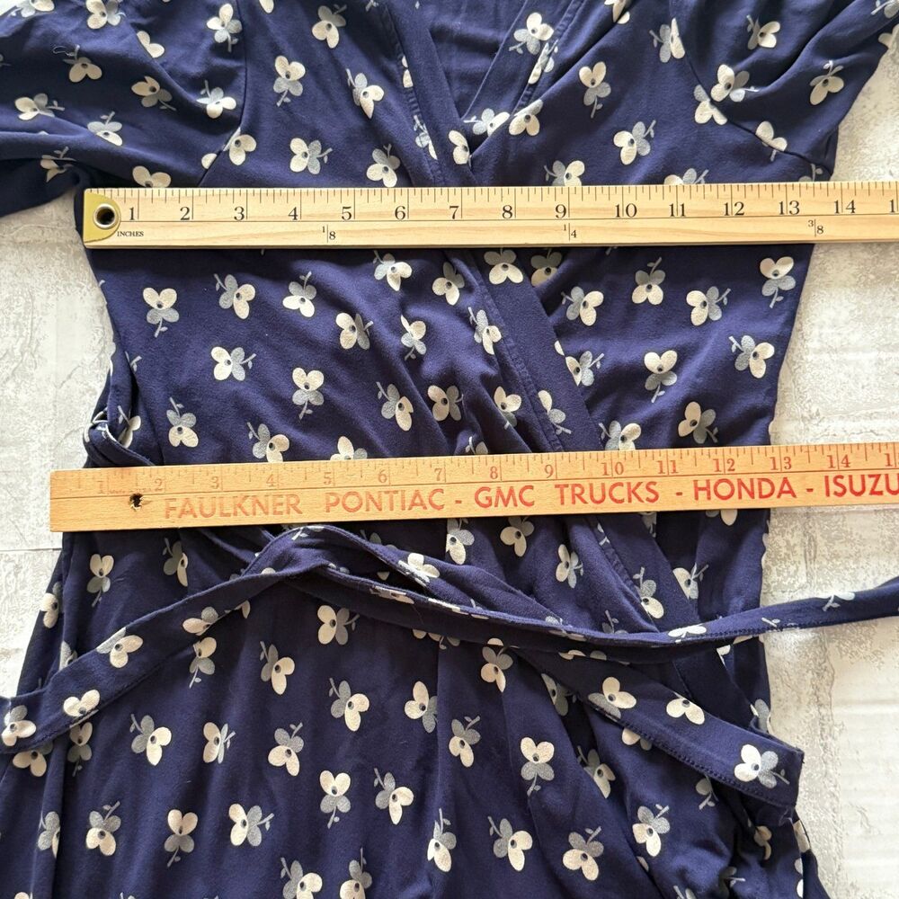 Boden Navy Ditsy Floral Jersey Wrap Dress Cottagecore Feminine Sz 8 - Picture 7 of 8